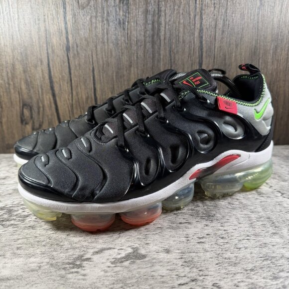 Nike Air Vapormax Plus “Worldwide Pack” Black Gray Volt Red  Men’s Size 10.5 - Picture 2 of 10